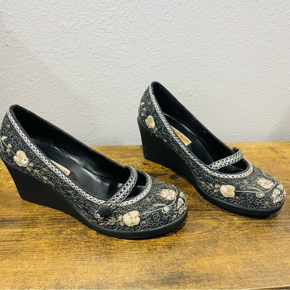 Bolaro By Summer Rio Women’s Size 8 Embroidered Black Wedge Shoes Cottagecore